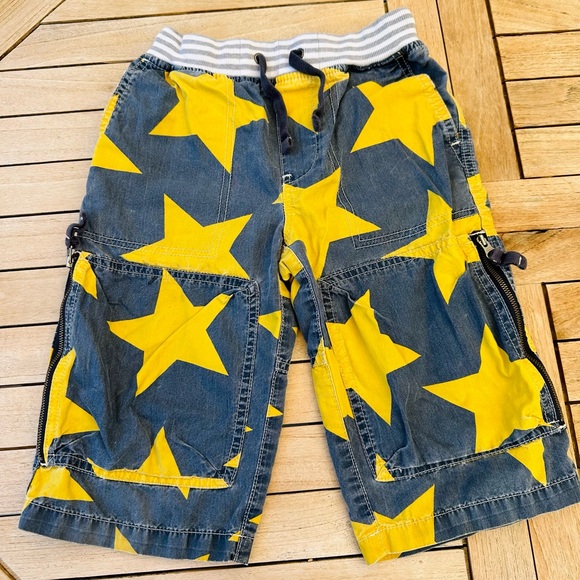 Mini Boden Other - Mini Boden Yellow Star Cargo Shorts